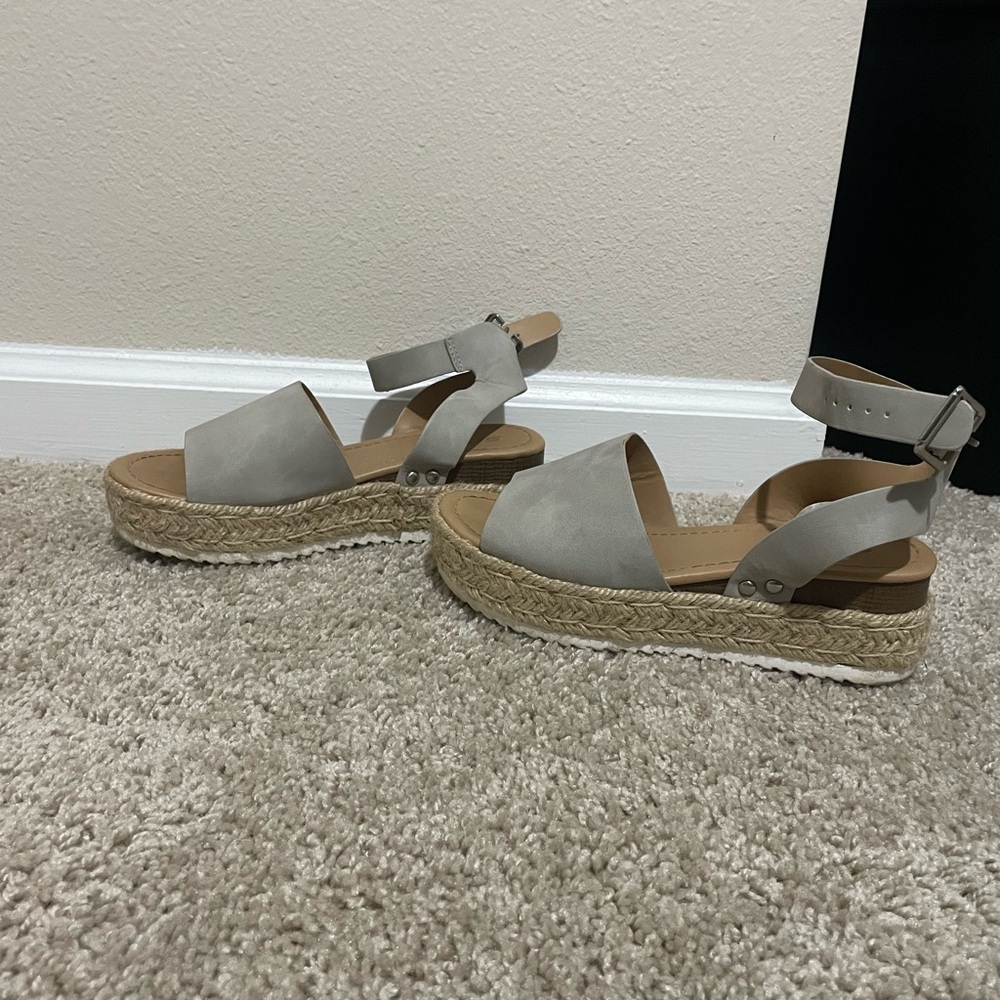 Women's light gray Platform Sandals